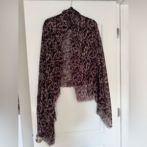 Gap scarf cheetah print